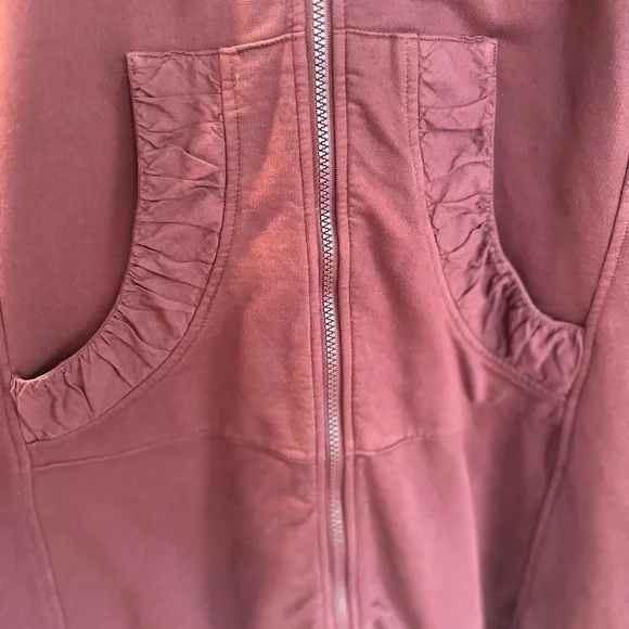 Prairie Underground Cloak Hoodie - Picture 4 of 5